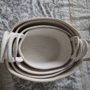Nesting baskets